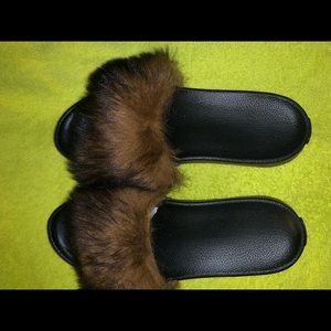 Ugg fur sandals